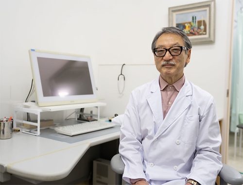 英語での診察が可能※木曜以外